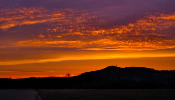 Sonnenaufgang über Neustadt (Wied)