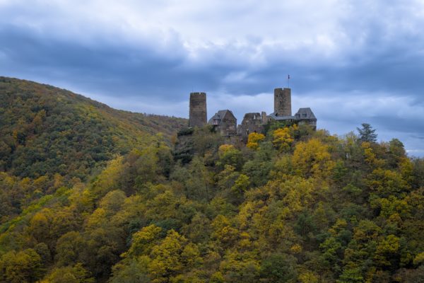 Burg Thurant von der Wallfahrtskirche Bleidenberg