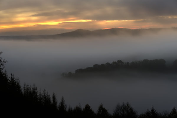 Morgennebel im Wiedtal